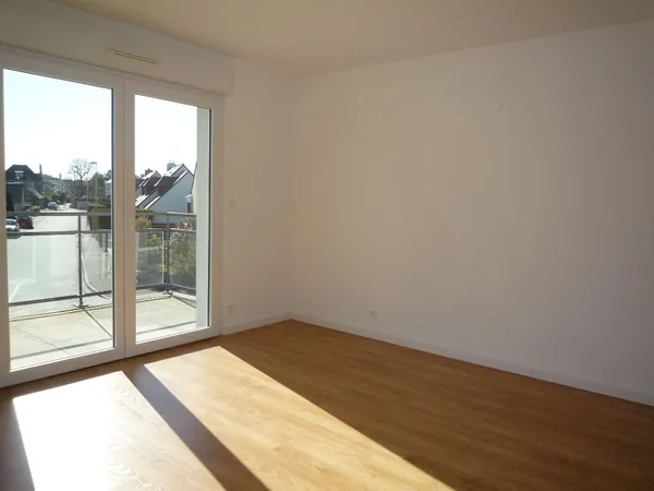 SAINT- MALO APPARTEMENT T2 PARKING BALCON