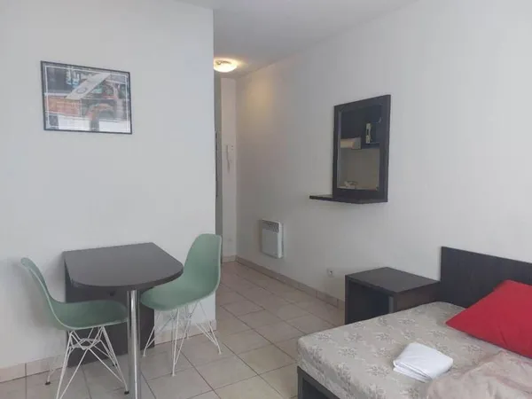 Studio 1 pièce 20 m²