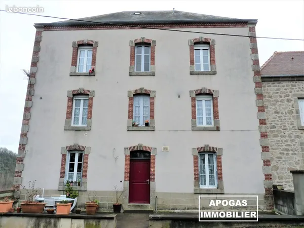 Immeuble 317 m²