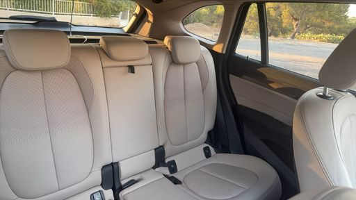 BMW X1 sDrive 18i 140 DKG7 - Xline – 2018 – 85990 km – Essence – Boîte Automatique — photo 29