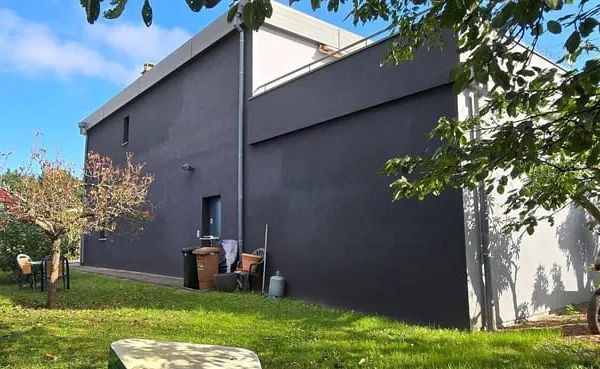Local commercial 6 pièces 620 m²