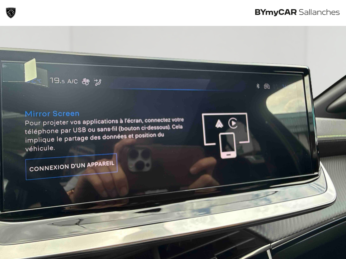 Peugeot 208 Hybrid 145 ch e-DCS6 — photo 26