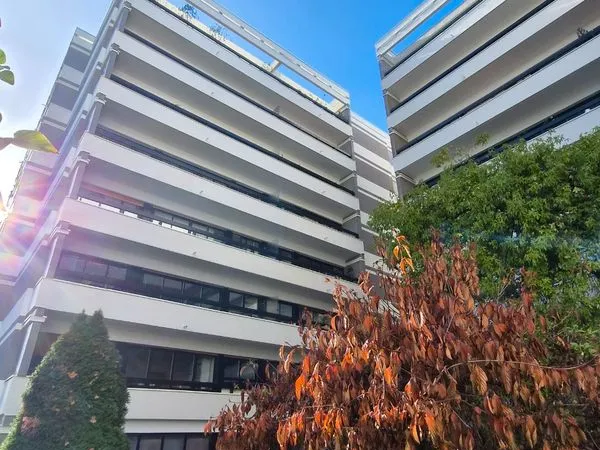 Paris 20e : 4 pièces de 75 m² avec grands balcons