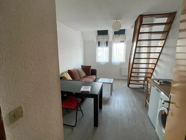 À LOUER - Charmant duplex meublé de 35 m² - Le Mans, quartier Miroir