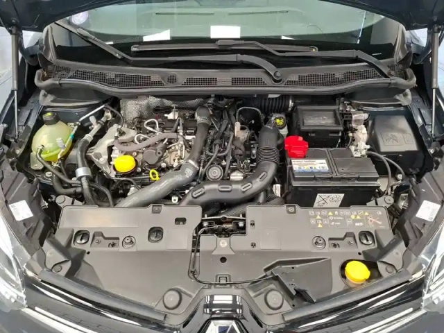 Renault Captur tce 150 fap — photo 13