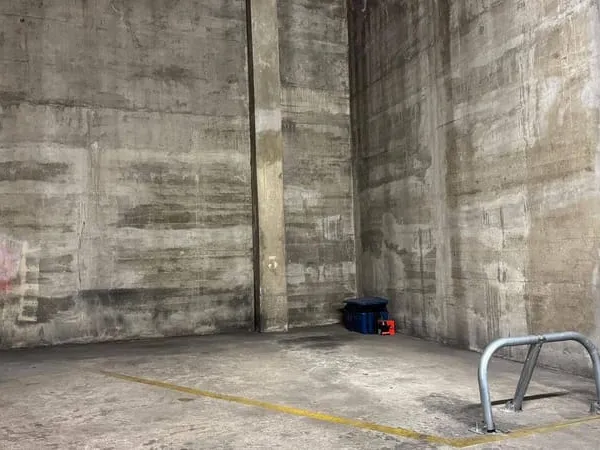 Parking 12 m²