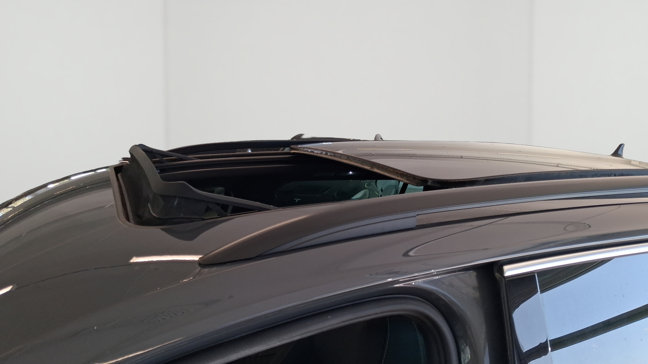 Volkswagen Tiguan 1.4 eHybrid 245ch DSG6 — photo 19