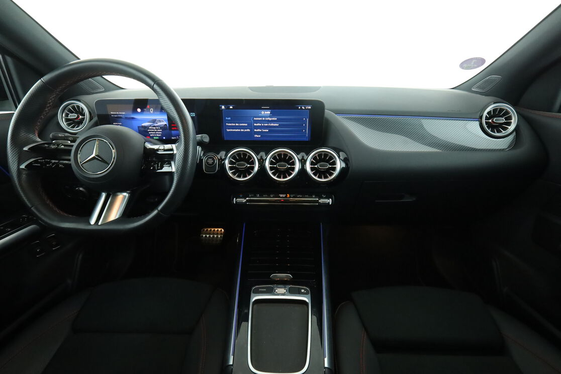 Mercedes-Benz GLA 250 e AMG Line 8G-DCT — photo 11