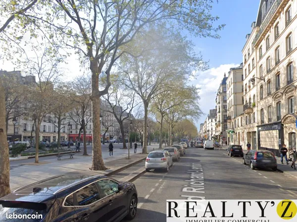Local commercial 317 m²