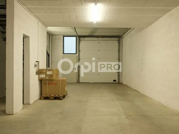 Local d'activité 112 m²