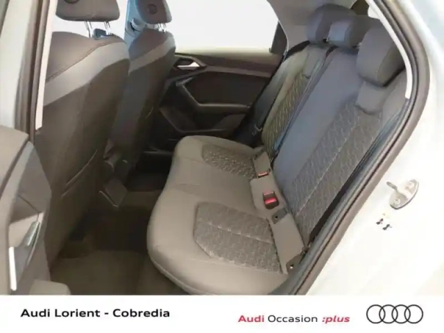 Audi A1 sportback 25 tfsi 95ch design — photo 8