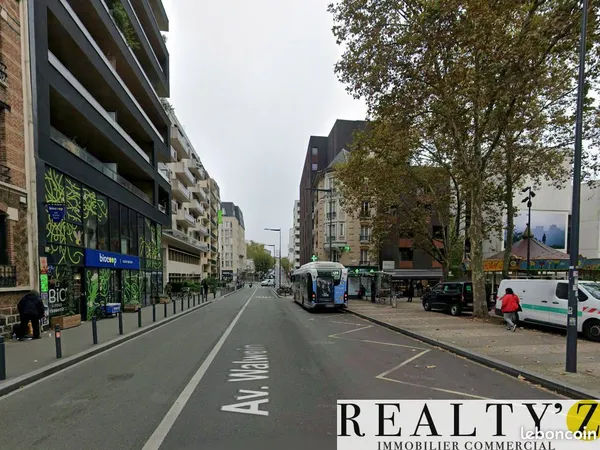 Local commercial 191 m²