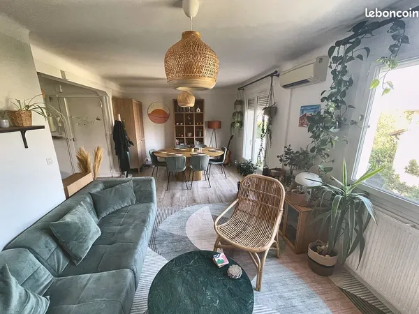 Bail mobilité - ☀️ Appartement meublé 70 m² - Montpellier, à 10 min à pied de la gare Saint-Roch — t