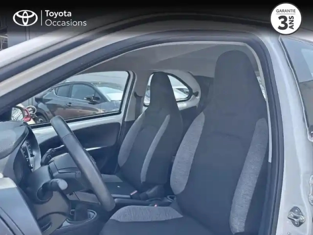 Toyota Aygo X 1.0 vvt-i 72ch dynamic — photo 11