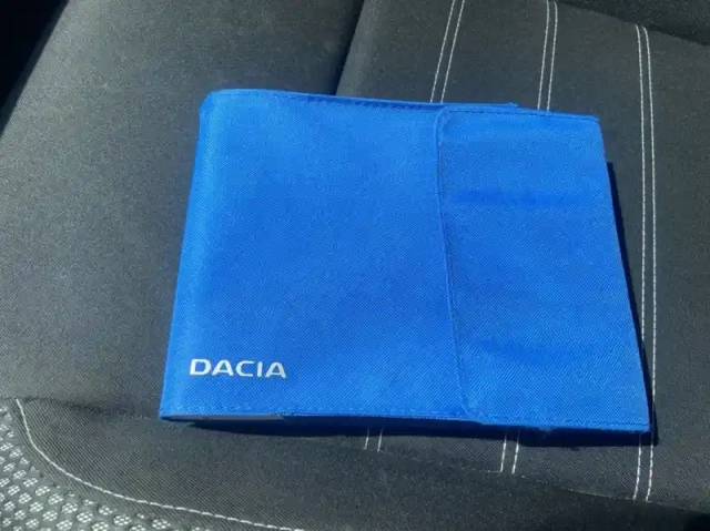 Dacia Duster 1.5 dci 110ch prestige 4x4 — photo 20