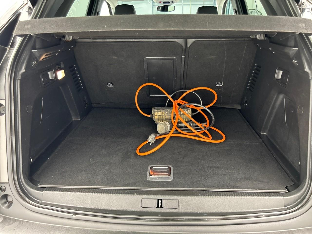 Peugeot 3008 hybrid 225 e-eat8 allure pack — photo 14