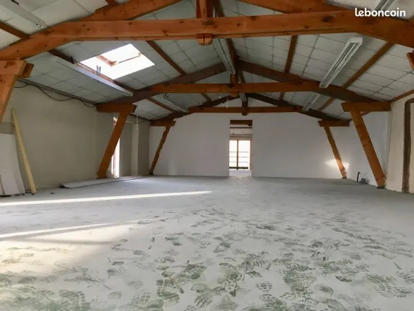 Local 130 m² Saint-Junien