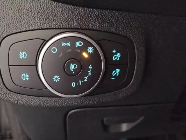 Ford Fiesta 1.0 ecoboost 95 ch s&amp;s bvm6 — photo 25