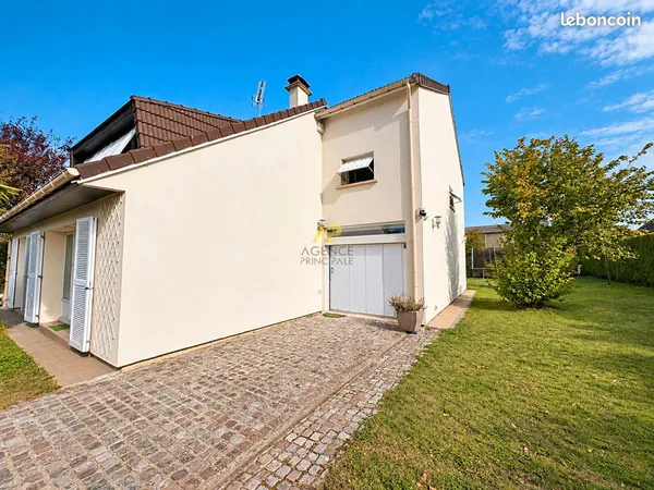 Maison 7 pièces 150 m²