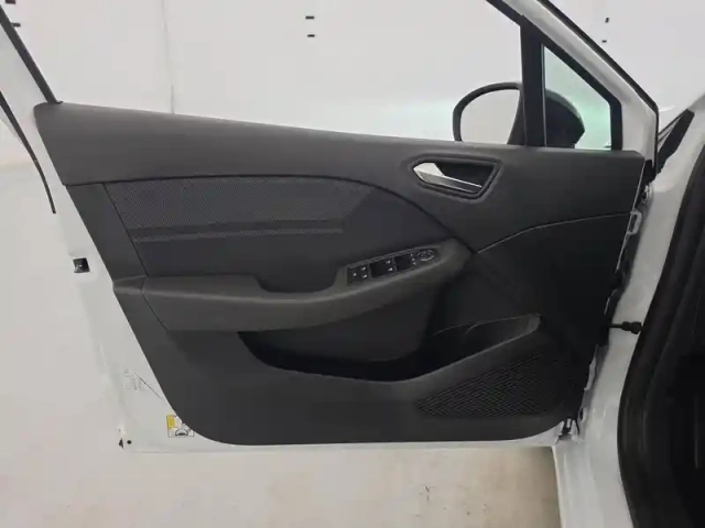 Renault Clio tce 90 — photo 141