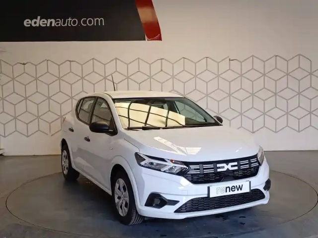 Dacia Sandero sce 65 — photo 30