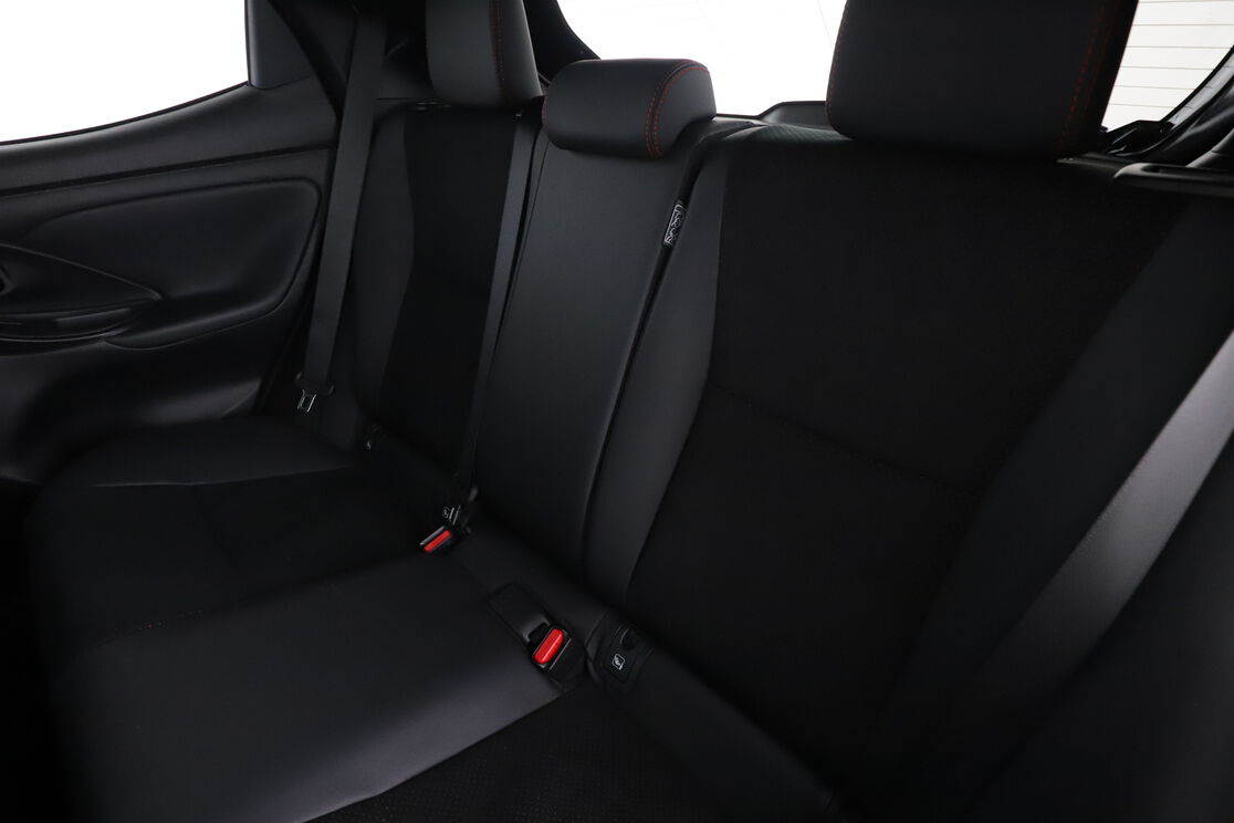 Toyota Yaris 1.5 Hybrid GR Sport — photo 13