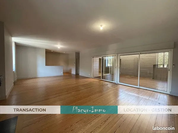 Appartement 4 pièces 143 m²