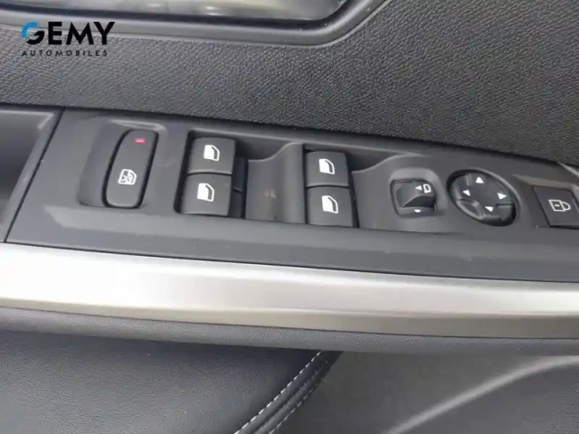Peugeot 5008 plug-in hybrid 225 ch e-dcs7 — photo 18