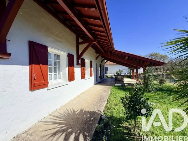 Maison de plain-pied 5 pièces 107 m²