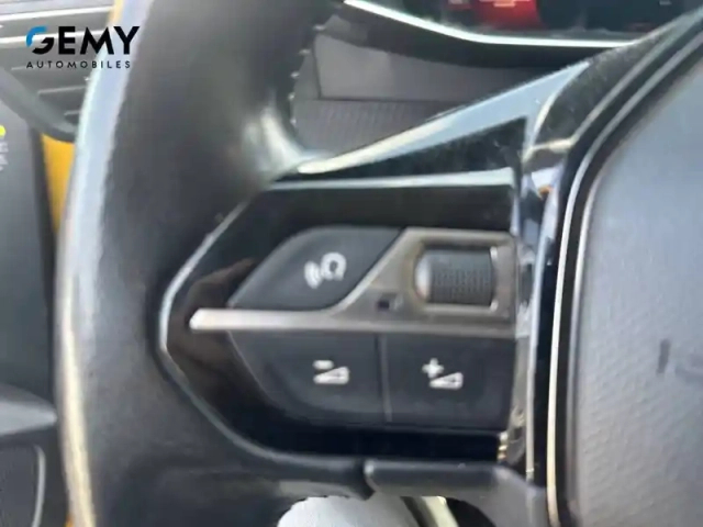 Peugeot 208 puretech 100 s&amp;s bvm6 — photo 18