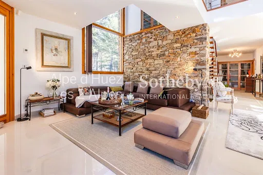 Chalet 8 pièces 388 m²