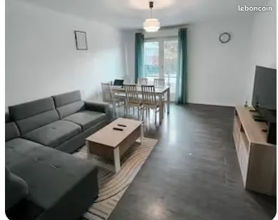 F3 très bien situé Cité Descartes