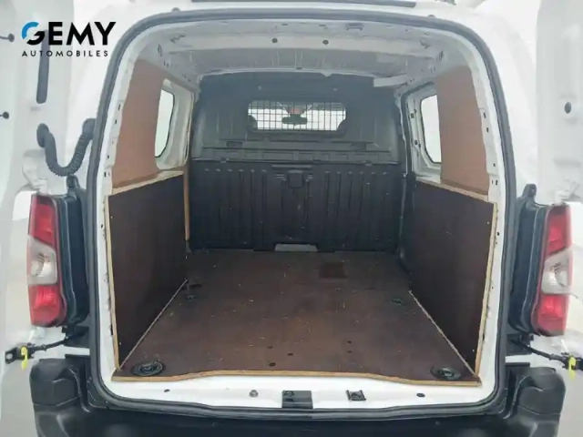 Peugeot Partner fourgon standard 650 kg bluehdi 75 bvm5 — photo 48