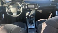Peugeot 308 1.5 BlueHDi 130ch S&S Allure Pack — photo 8