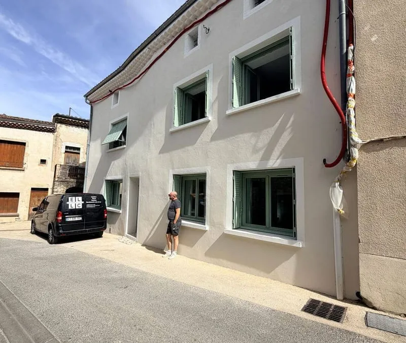 Photo 1