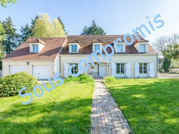 Maison 9 pièces 240 m²