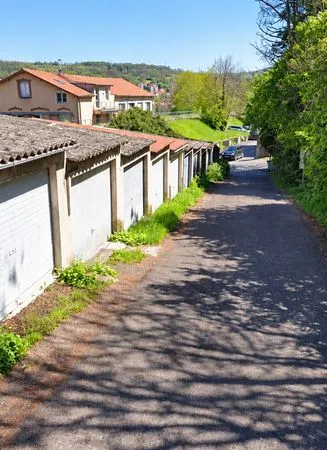 Garage Rue des Capucins le Puy