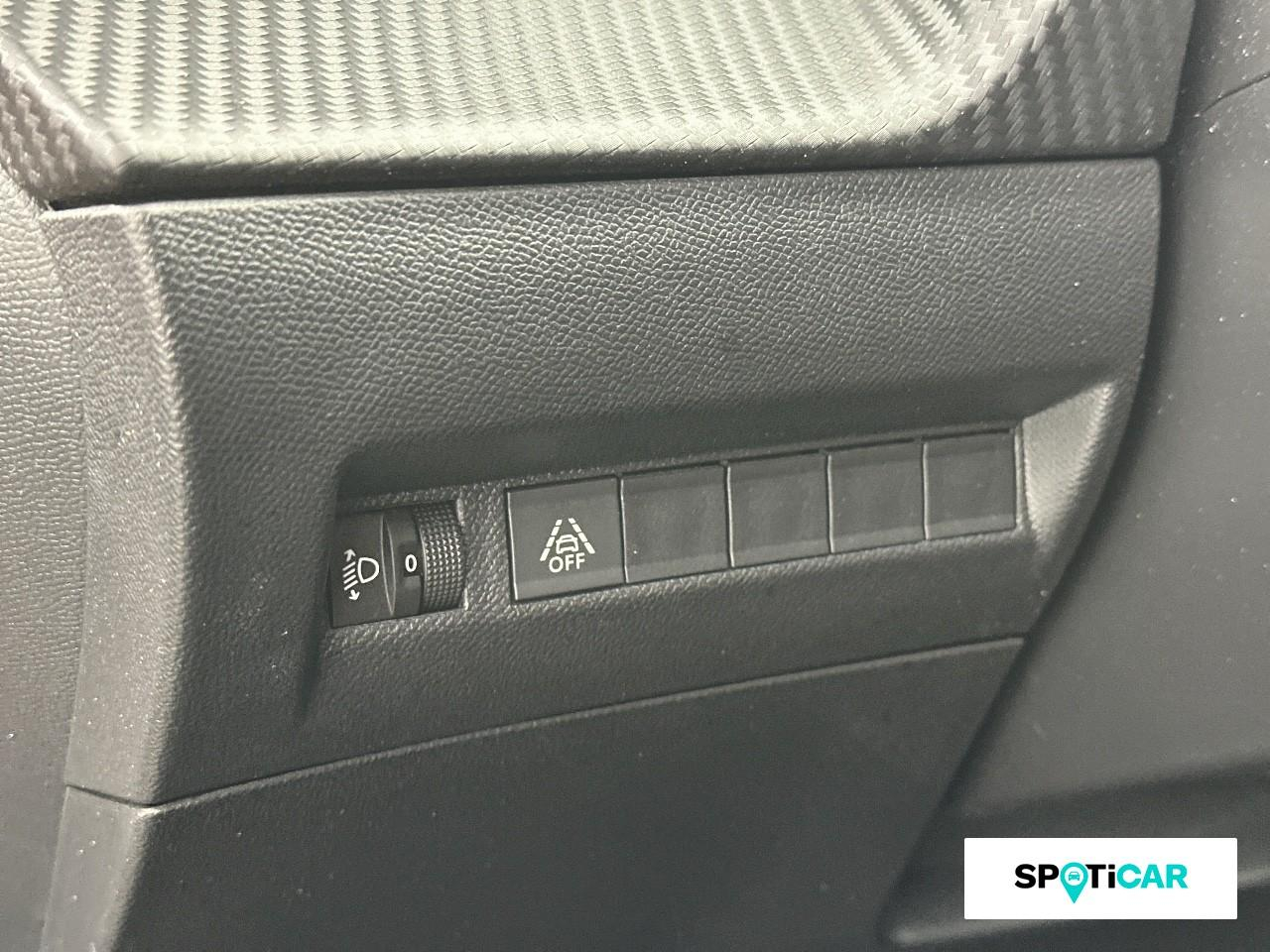 Peugeot 2008 1.2 puretech 100ch s&s style — photo 18