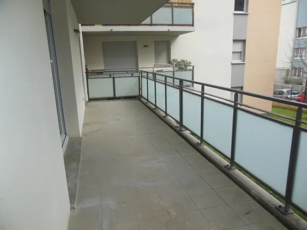 Toulouse 31500 Quartier JOLIMONT Sans frais agence Agréable T4 récent de 83.58m² très grand séjour, 