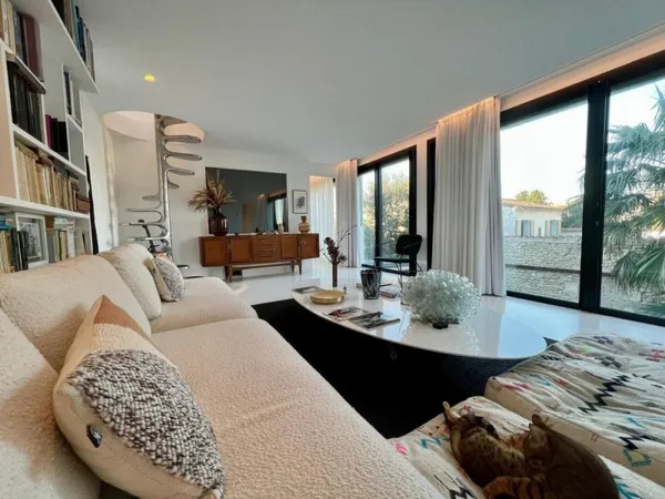 APPARTEMENT À VENDRE 4 CHAMBRES - 7 PIECES - SAINT MARTIN DE RE