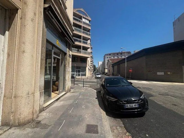Local commercial 31 m²