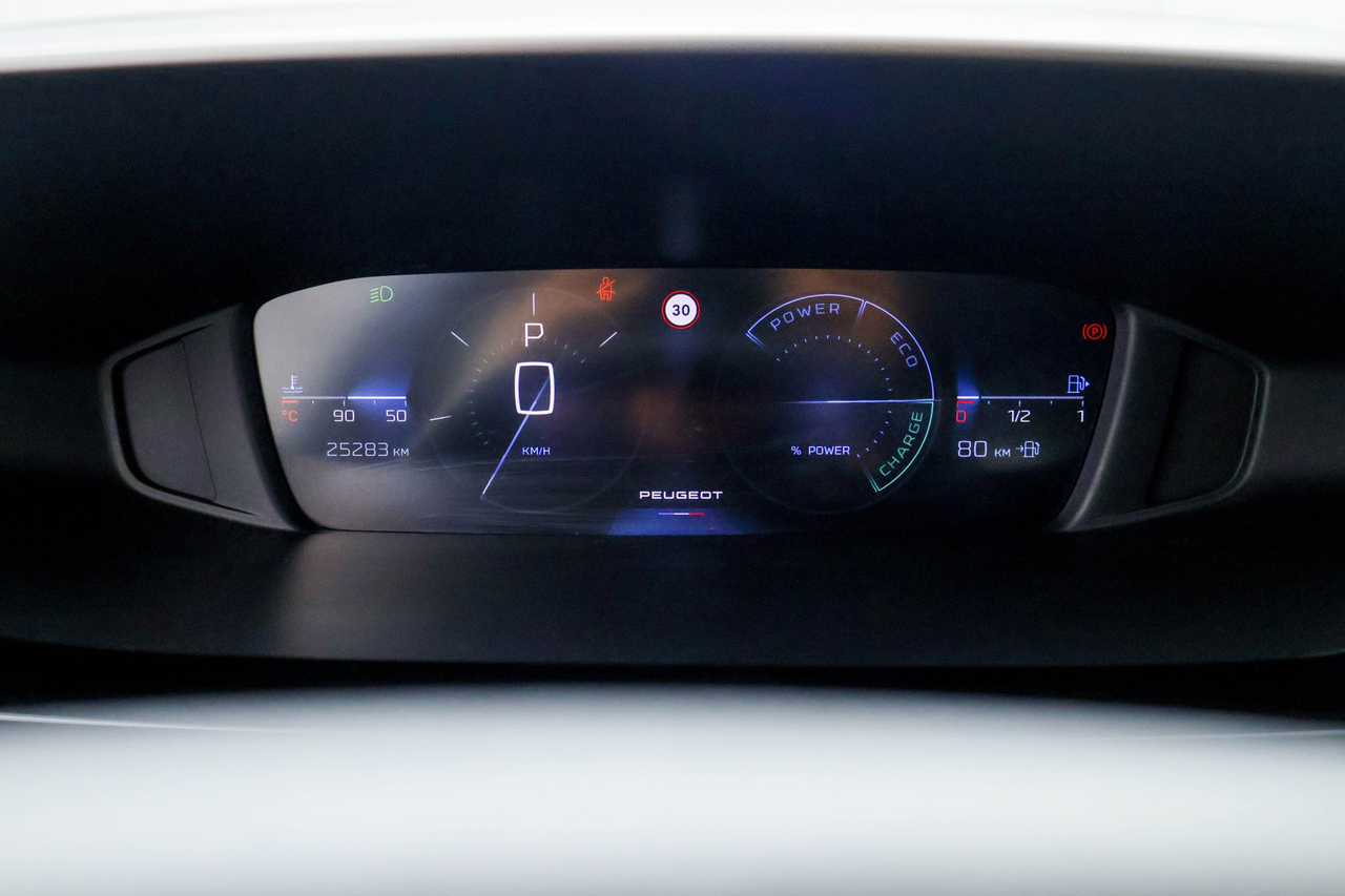Peugeot 308 SW — photo 13