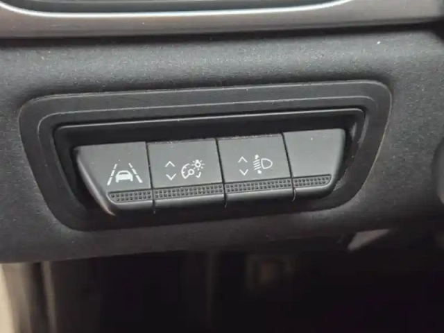 Renault Captur 1.0 eco-g 100ch evolution — photo 14