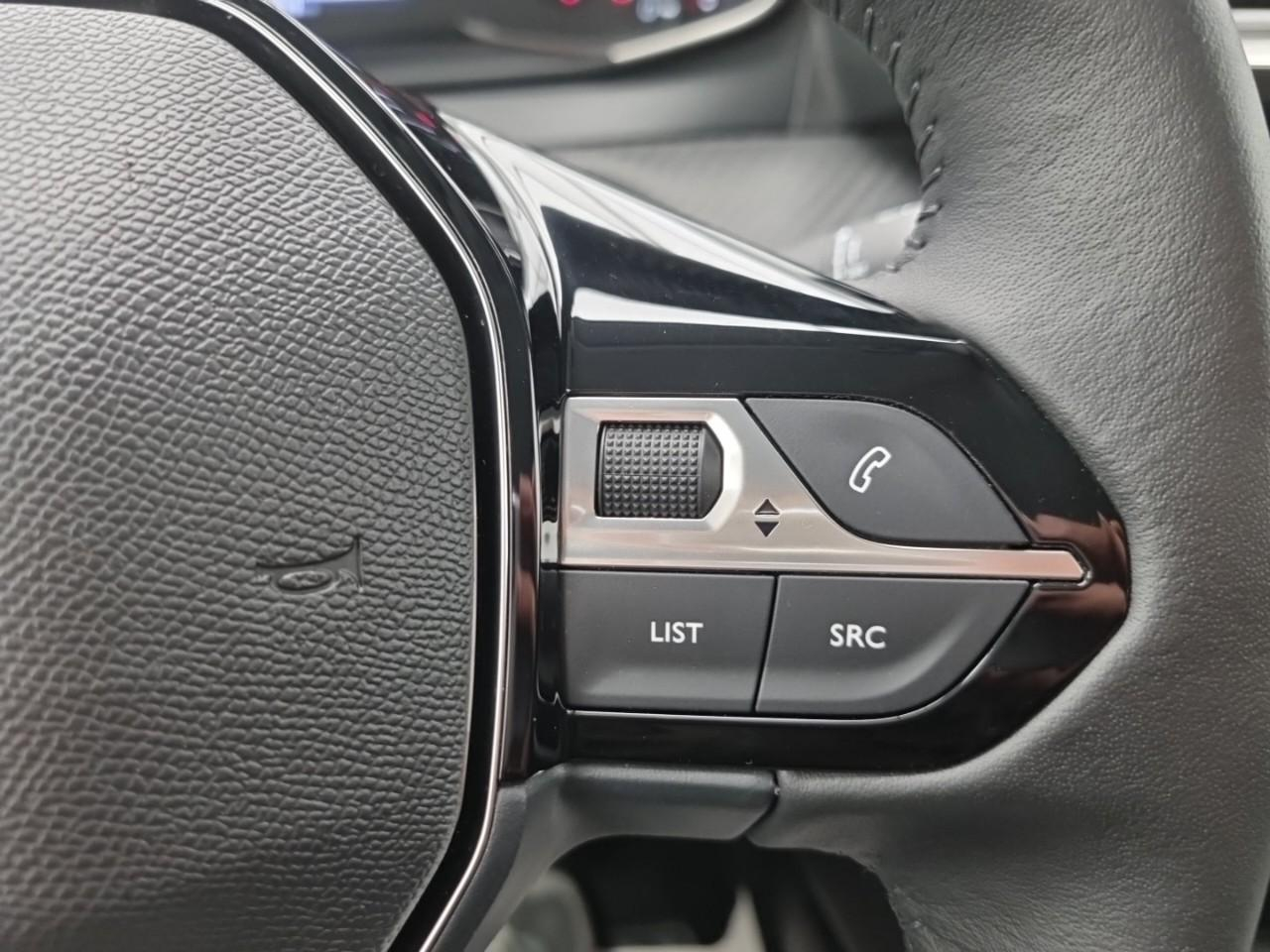 Peugeot 208 100 s&s bvm6 style — photo 24