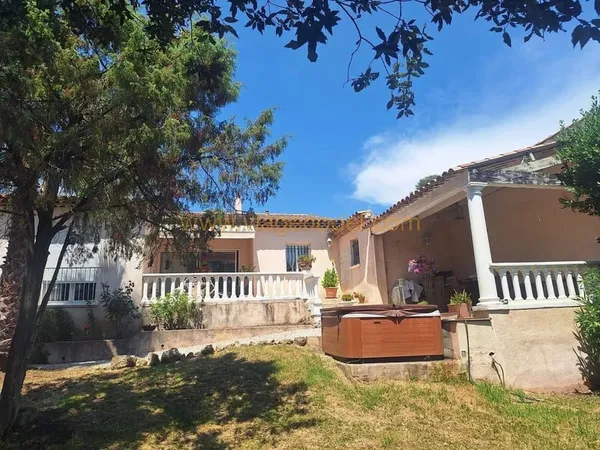 Réf. 10172 - VENTE A TERME OCCUPEE, FREJUS (83) TOUR DE MARE, 7MNS DU BORD DE MER