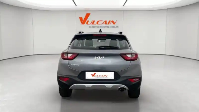 Kia Stonic 1.0 t-gdi 100 ch bvm6 — photo 8