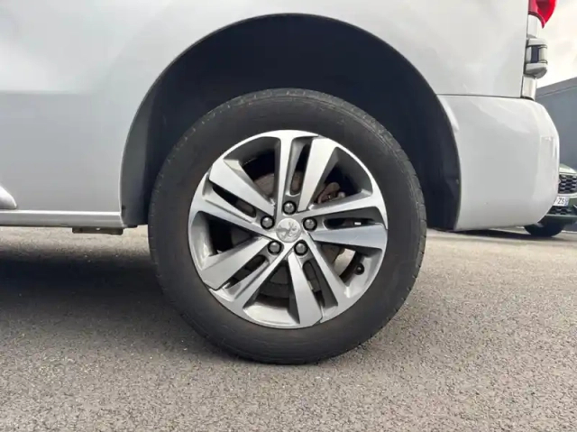 Peugeot Expert fourgon fg long 2.0 bluehdi 120ch premium pack s&amp;s — photo 14