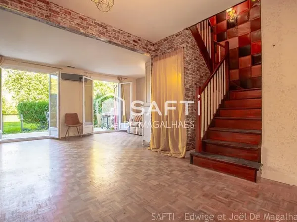 SUPERBE MAISON FAMILIALE