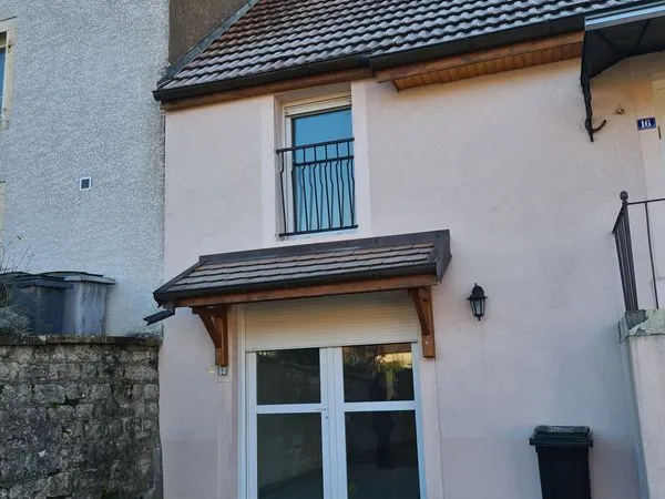Loue maison mitoyenne