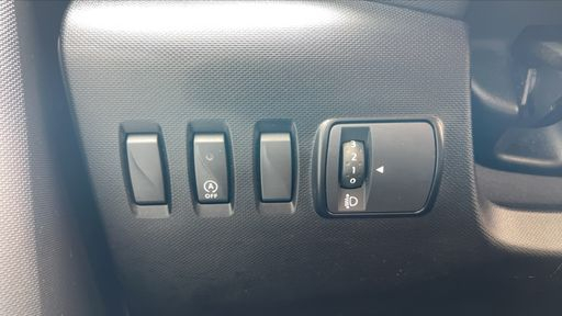 Renault Twingo 0.9 TCe 90 - Limited – 2017 – 75596 km – Essence – Boîte Manuelle — photo 19